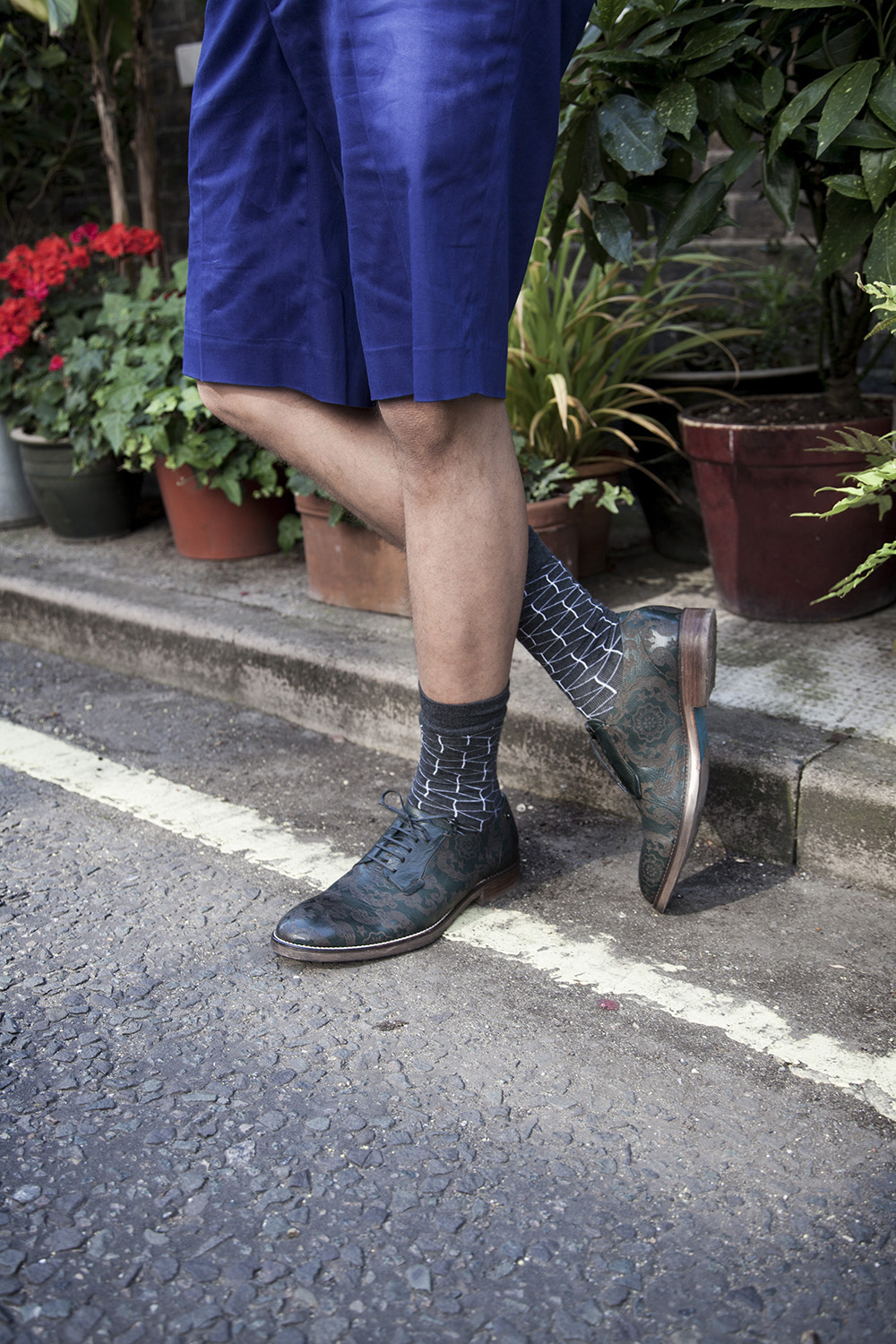 Phoenix Digital Shorts by Topman, socks by Happy Socks, shoes by Diesel