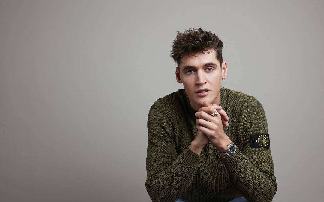 Tuck Into Aubergine Burgers and Harissa Hash From Model-Turned-Chef Isaac Carew