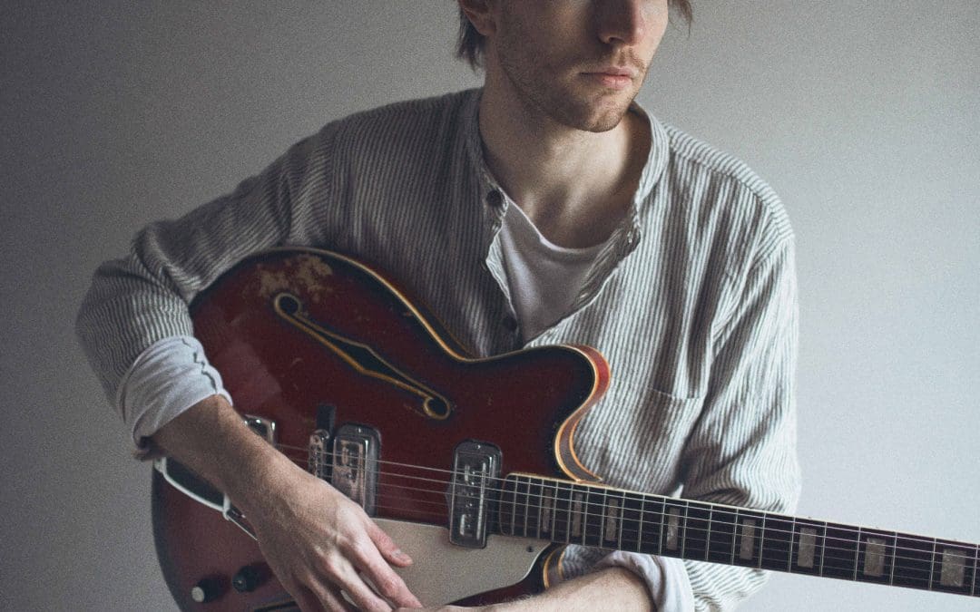 Plug Into Our May Playlist Feat. Tom Adams, Novo Amor, Amber Mark, Yaeji and more