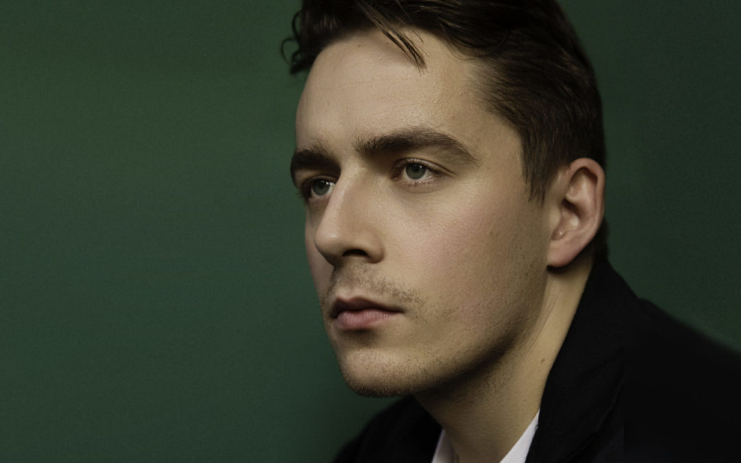 From Busking to Stage-Filling, Hip-Hop Inspired Folktronica – This Is the Quiet Revolution of Dermot Kennedy