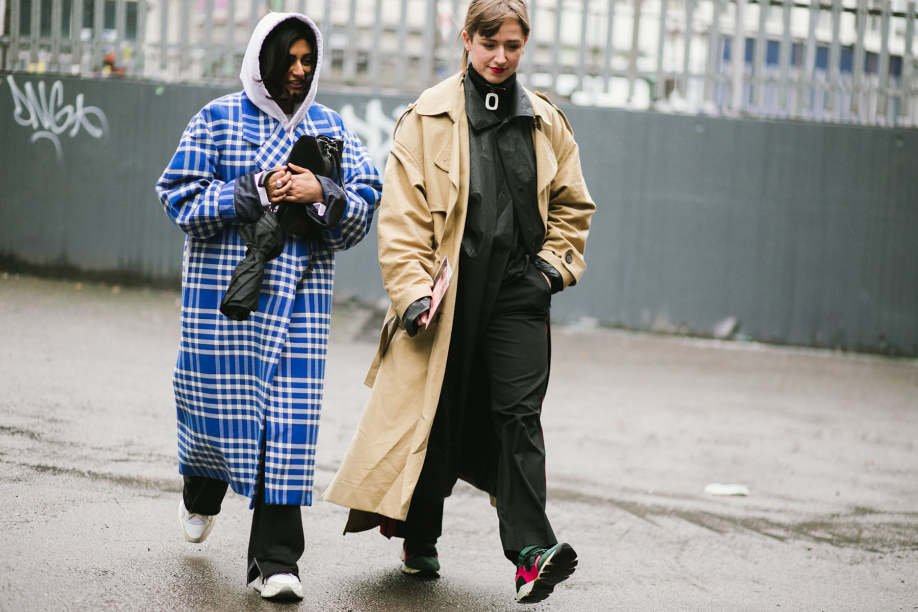 The Best of London Fashion Week Streetstyle AW18 - Part 2 - PHOENIX ...