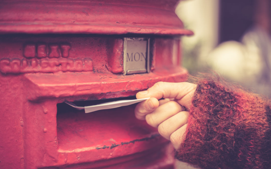 Tomorrow is the Last Day to Send Christmas Cards by Standard Post – Here’s Why You Should
